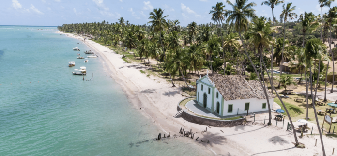 Praia dos carneiros: destino elegante para descanso no carnaval