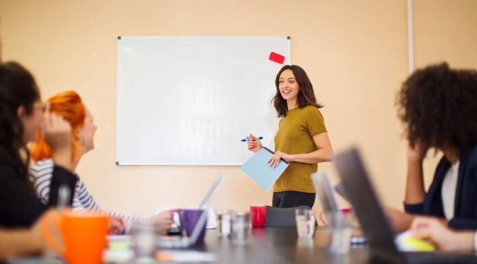 Gestão Escolar e Exercícios De Liderança.